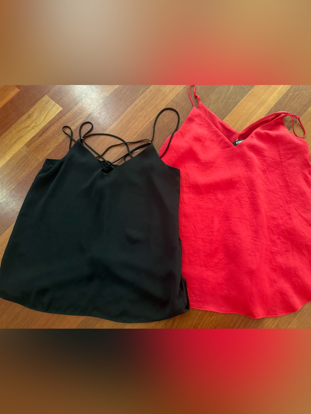 Express Women's V-Neck Spaghetti Strap Cami Tops